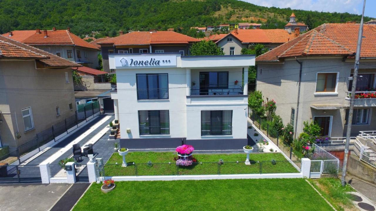 Pensiunea Ionelia Orşova Exterior foto